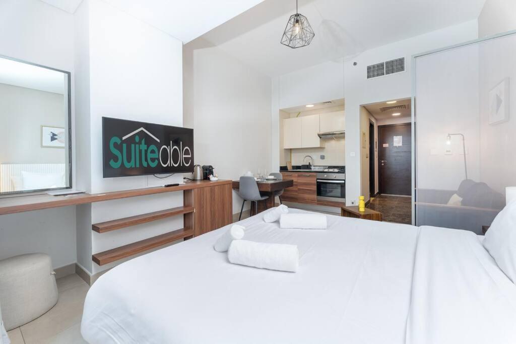 Cozy Studio In Sparkle Tower Jbr By Suiteable Dubai Luaran gambar