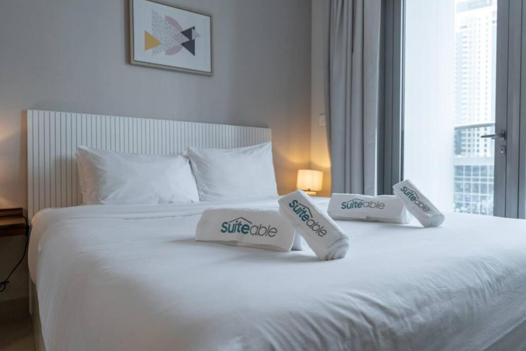 Cozy Studio In Sparkle Tower Jbr By Suiteable Dubai Luaran gambar